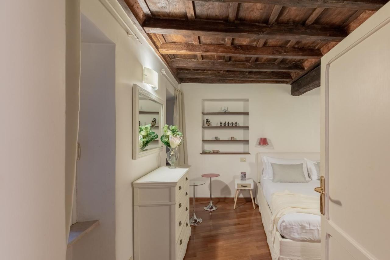 Iflat Comfy Apartament In Campo De' Fiori Rom Exterior foto